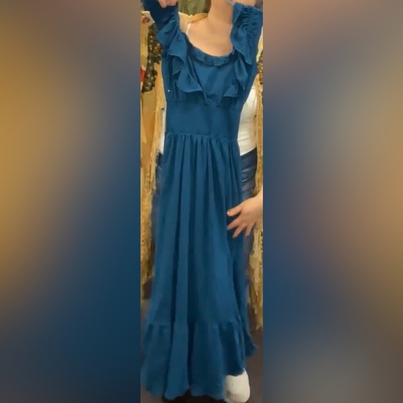Joyfolie Dawn Dress  in Ocean Teal Maxi Dress - Picture 4 of 4